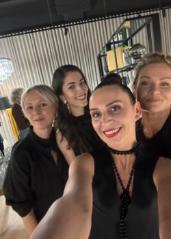 Portfolio Wspólne selfie z uczestniczkami eventu Befame
